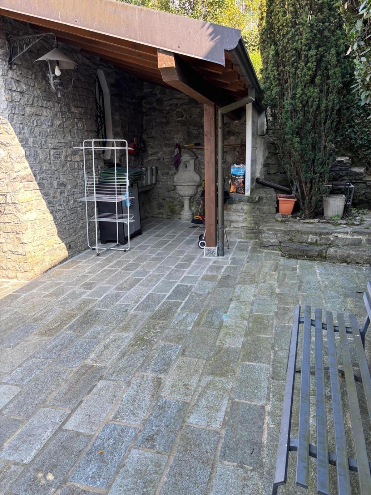 Ester Lakehouse, Graziosa Casa Indipendente 列尔纳 外观 照片