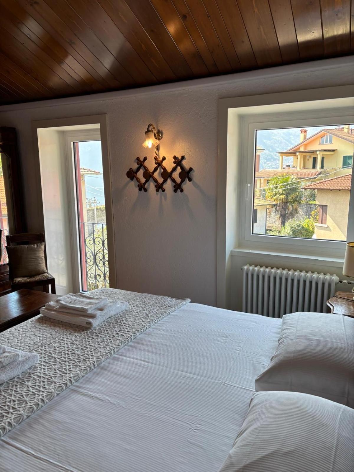 Ester Lakehouse, Graziosa Casa Indipendente 列尔纳 外观 照片